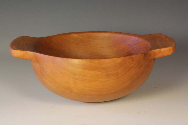 Wooden bowl with handles (Bradford Pear): 9in x 3in (23cm x 8cm)